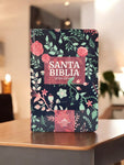 Biblia Reina Valera 60 mediana flores canto bronce letra grande 12P PJR