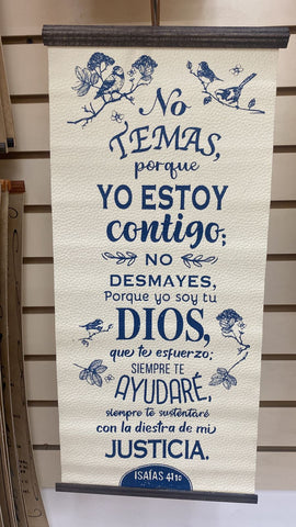 Pergaminos medianos con textos diferentes