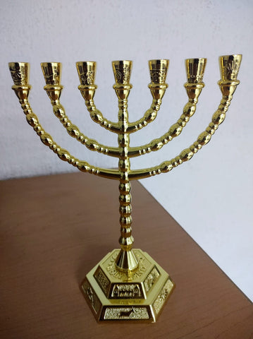 Menorah 7 brazos 12 tribus dorado brillante 20 cms